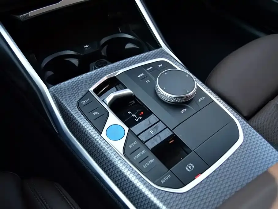 BMW i3 — фото 2
