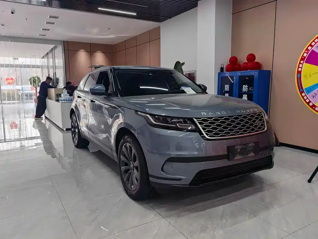 Land Rover Velar — фото 6
