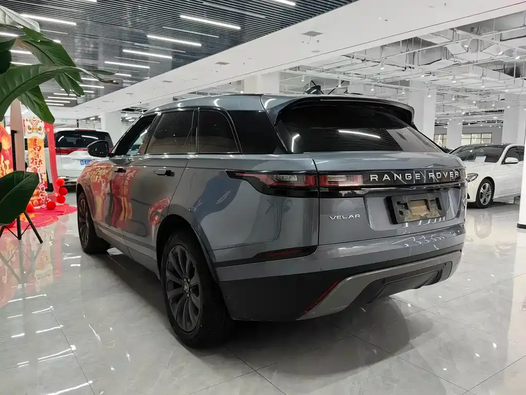 Land Rover Velar — фото 9