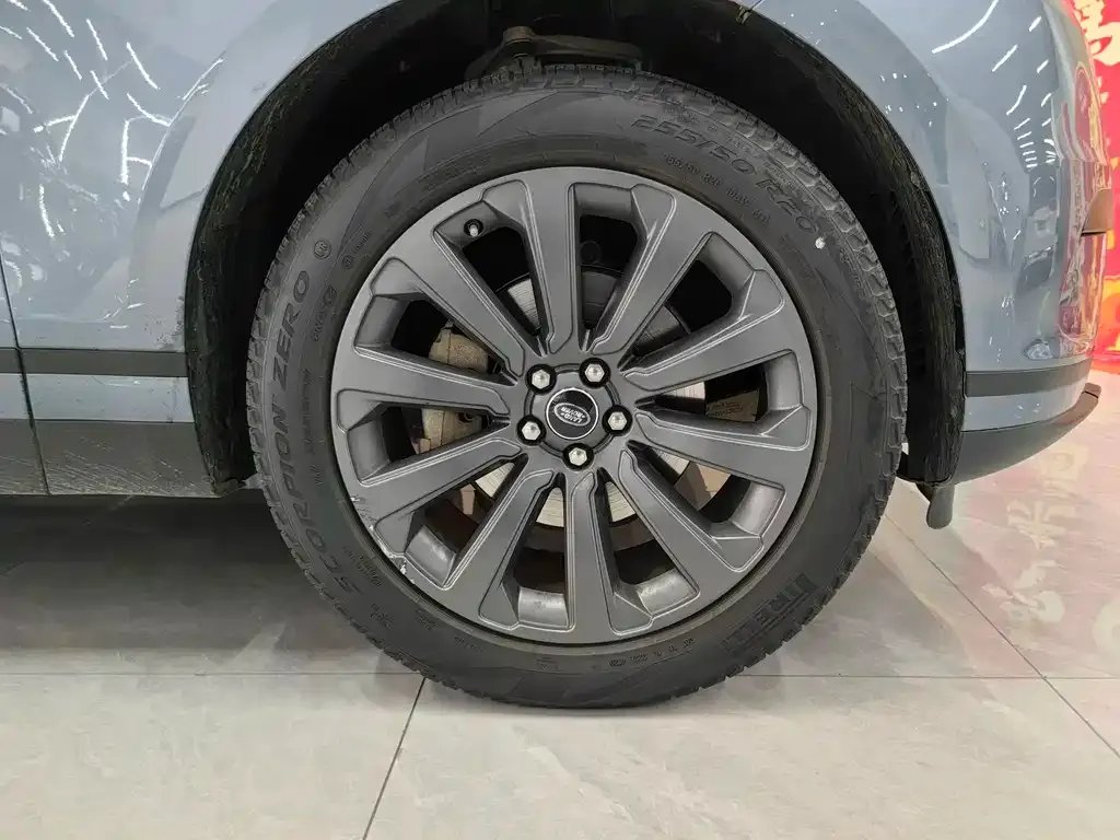 Land Rover Velar — фото 5