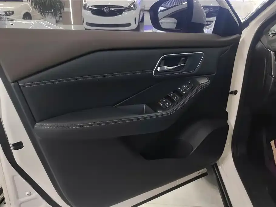 Nissan X-Trail 2022 из CN, фото 8