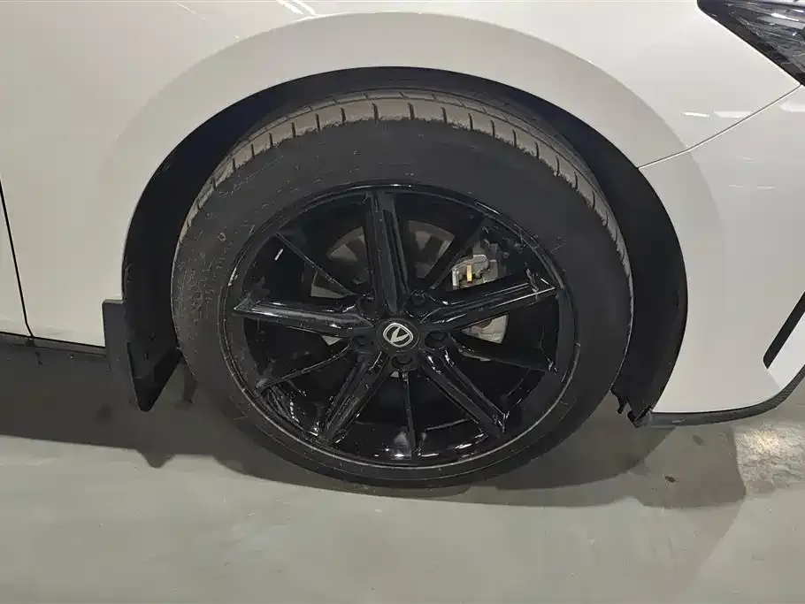 Changan UNI-V 2024 из CN, фото 2