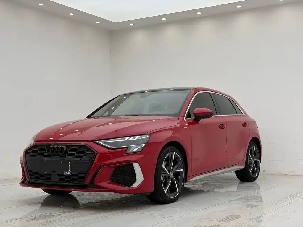 Audi A3 2021 из CN, фото 1