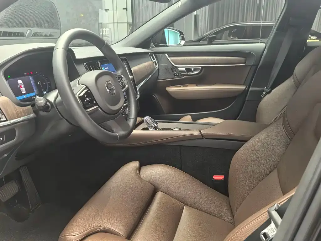 Volvo S90 2025 из CN, фото 10