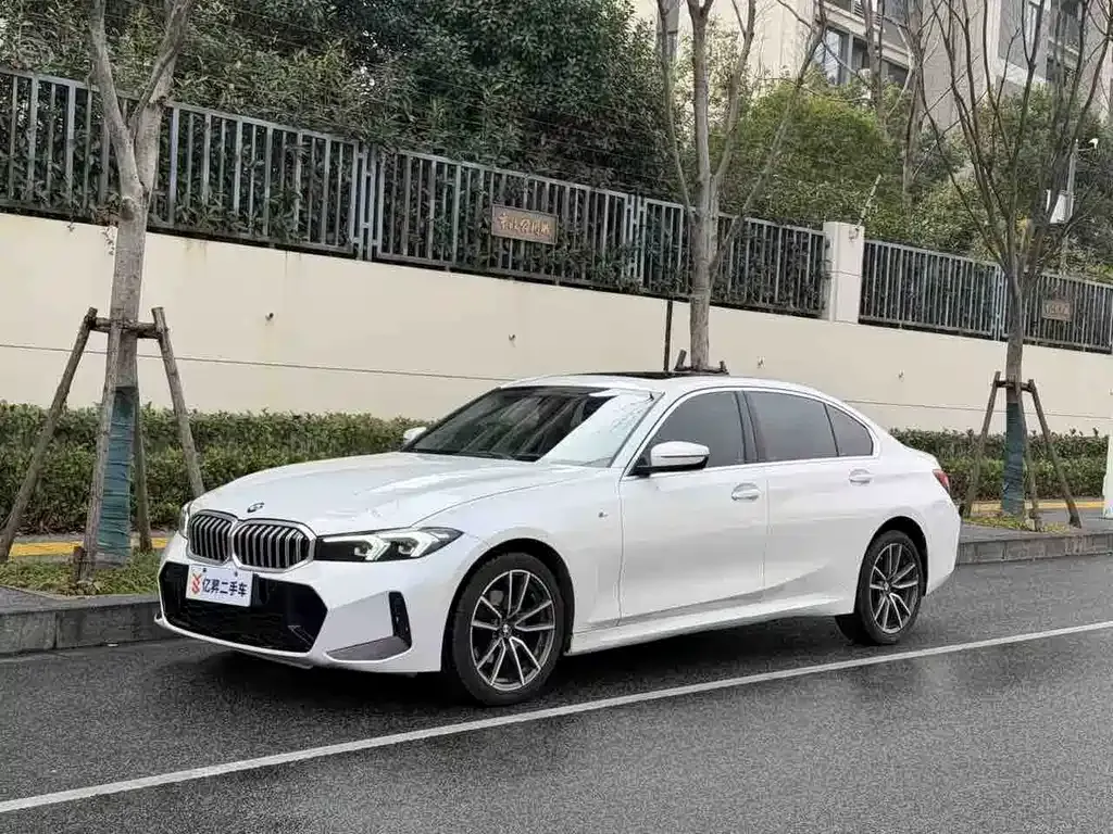 BMW 3 Series — фото 1