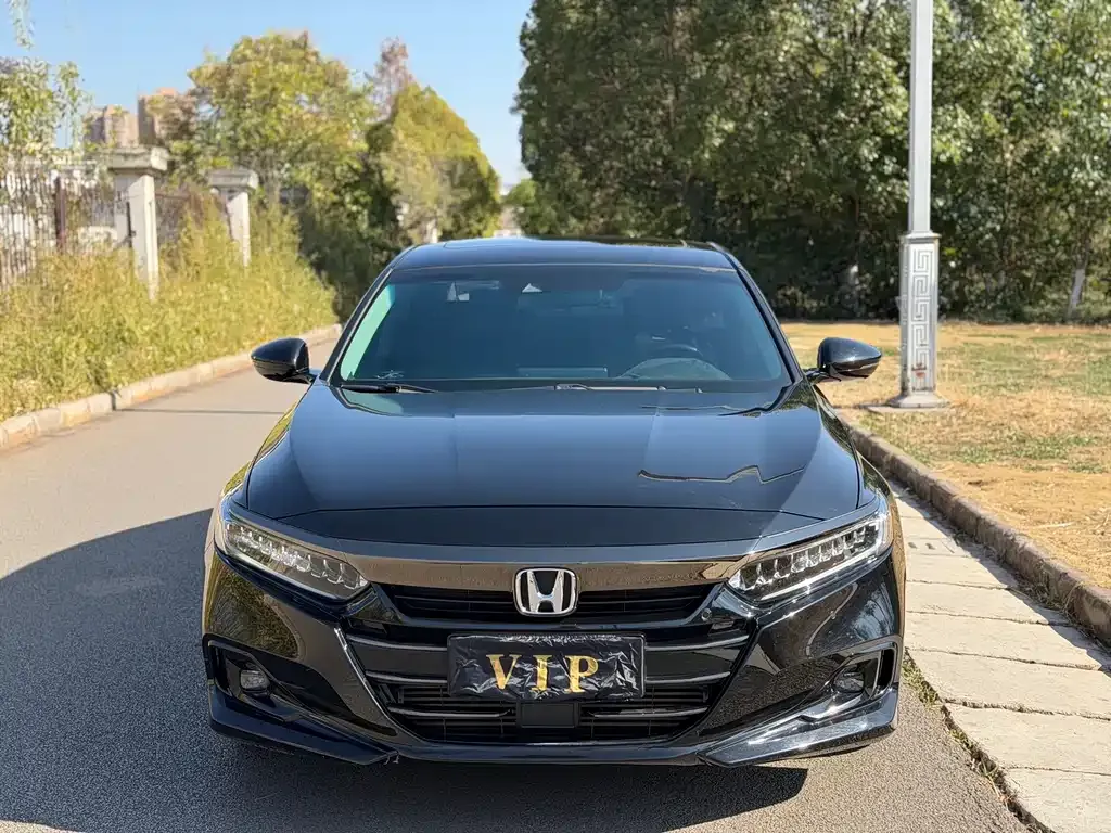 Honda Accord — фото 5