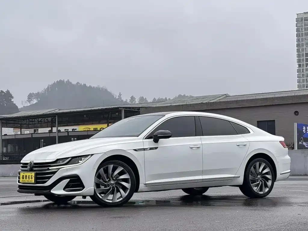 Volkswagen CC 2024 из CN, фото 1