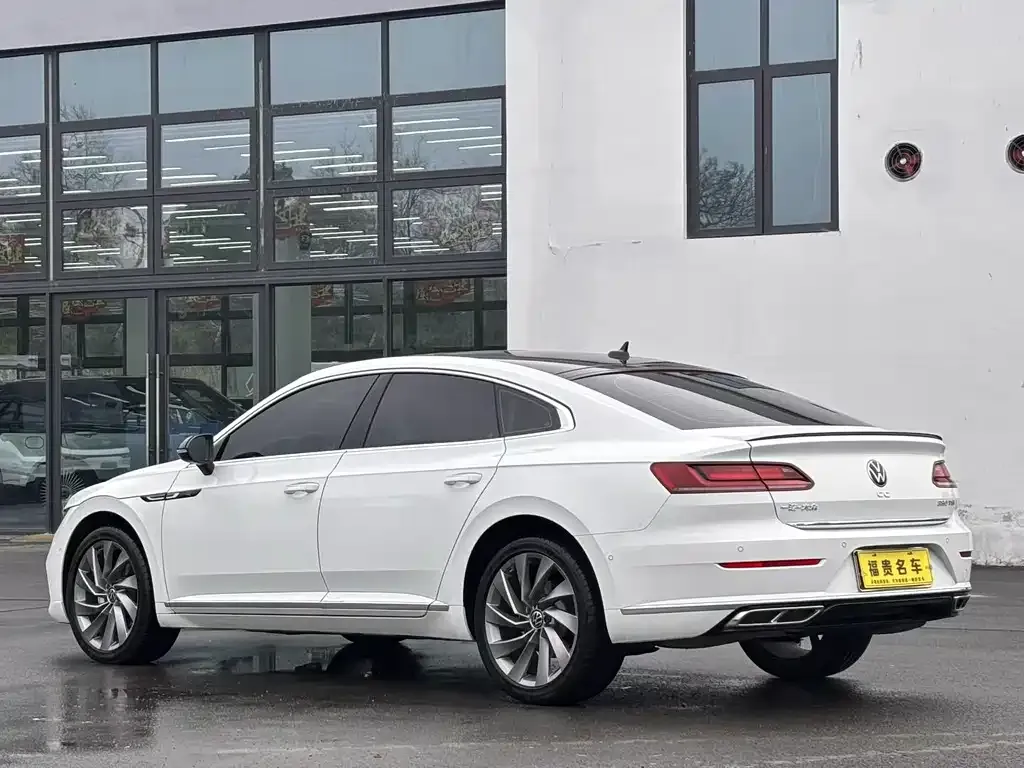 Volkswagen CC 2024 из CN, фото 7