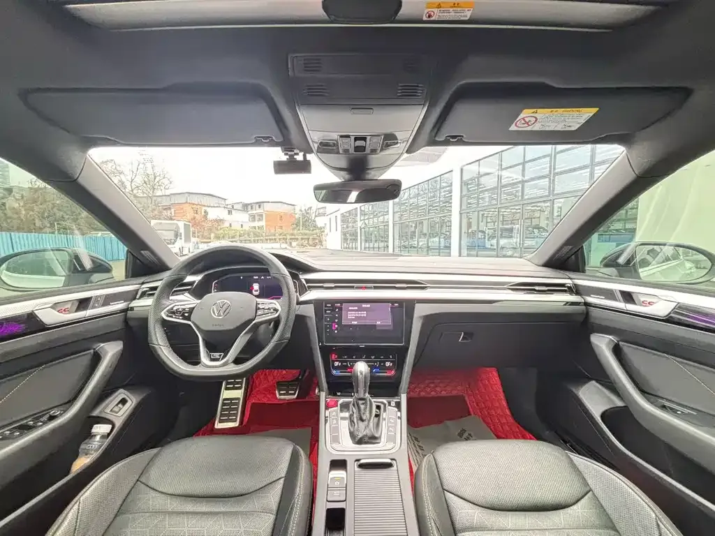Volkswagen CC 2024 из CN, фото 8