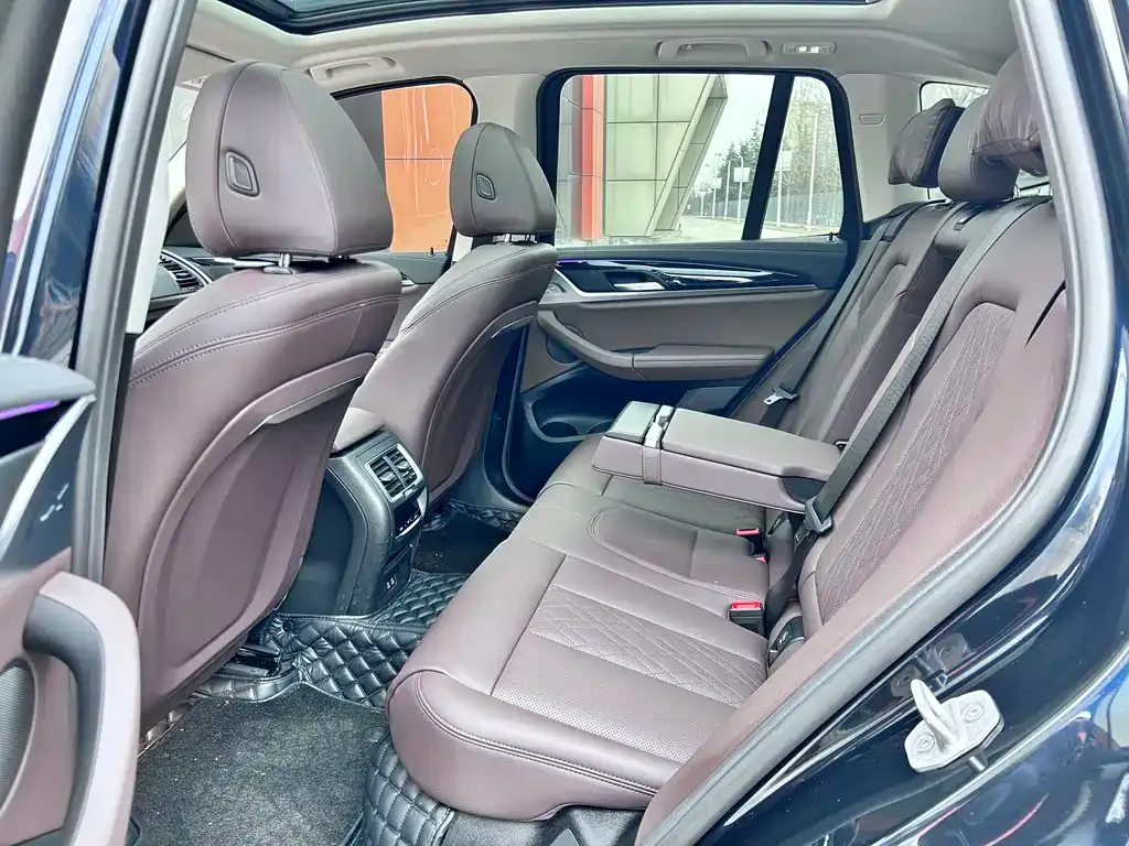 BMW iX3 2024 из CN, фото 10