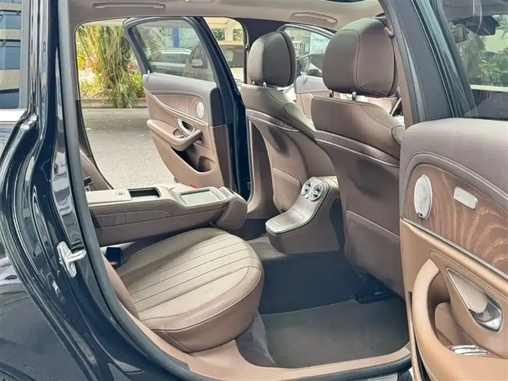 Mercedes-Benz E-Class 2021 из CN, фото 9