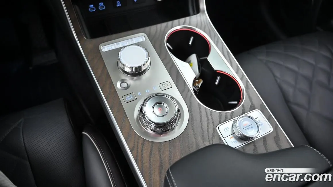 Genesis GV80 — фото 10