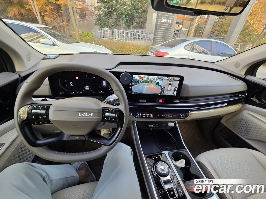 Kia Carnival — фото 10