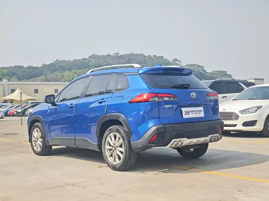 Toyota Corolla Cross 2022 из CN, фото 5