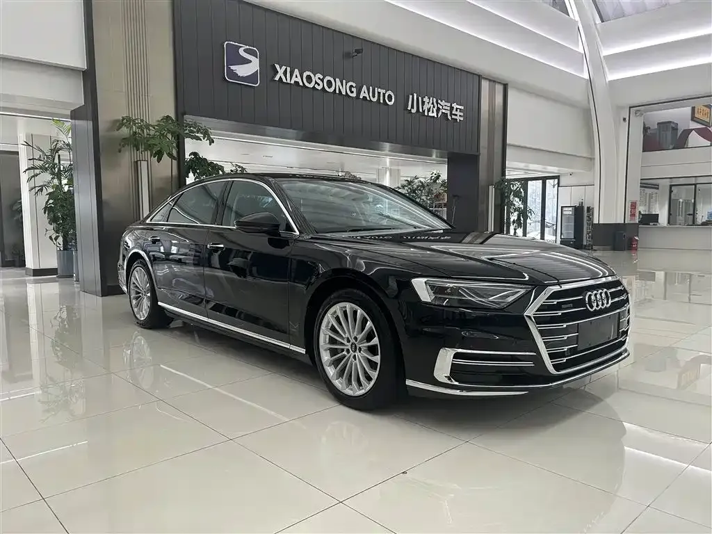 Audi A8 2021 из CN, фото 3