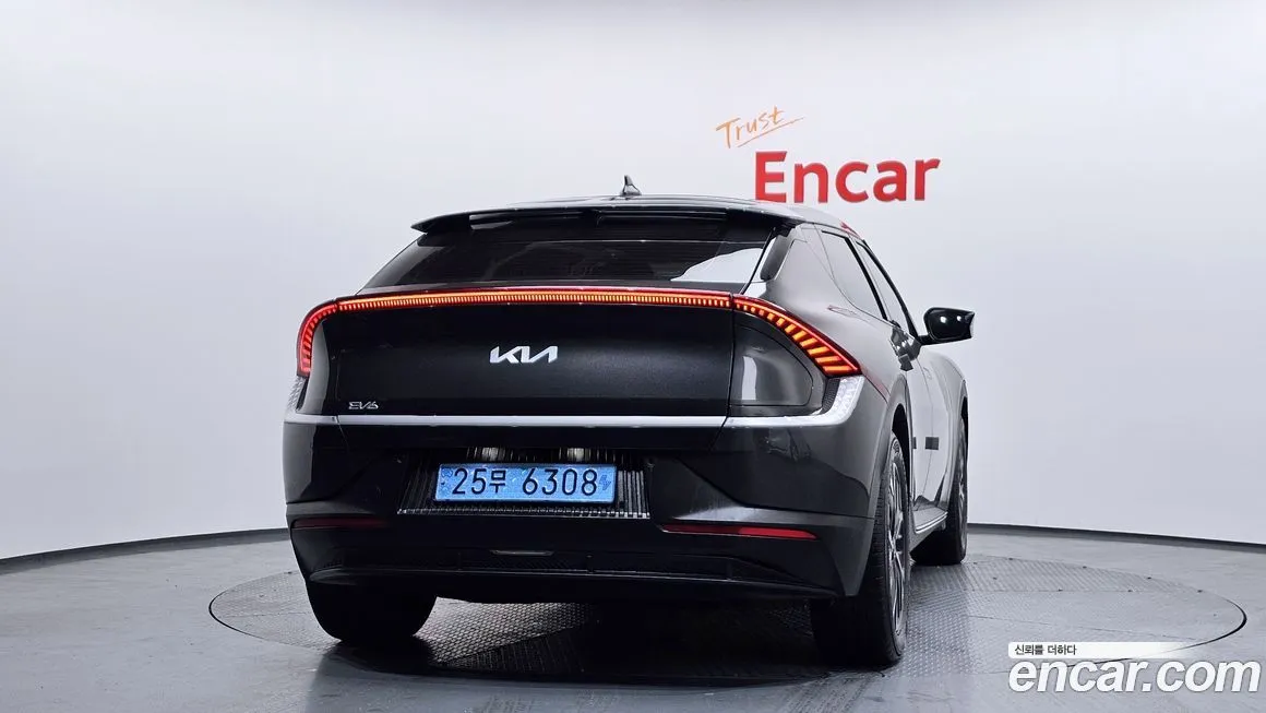 Kia EV6 — фото 4