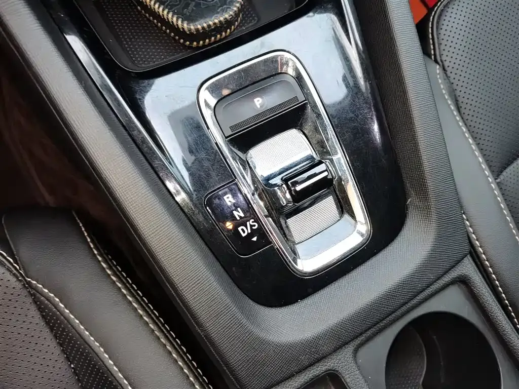 Skoda Octavia — фото 9