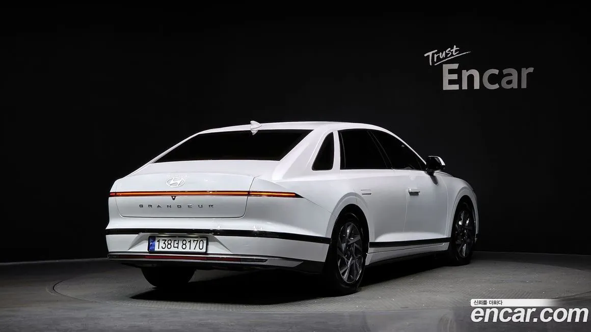 Hyundai Grandeur 2023 из KR, фото 3
