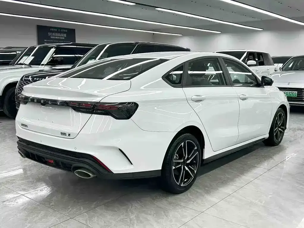 Geely Binrui — фото 6