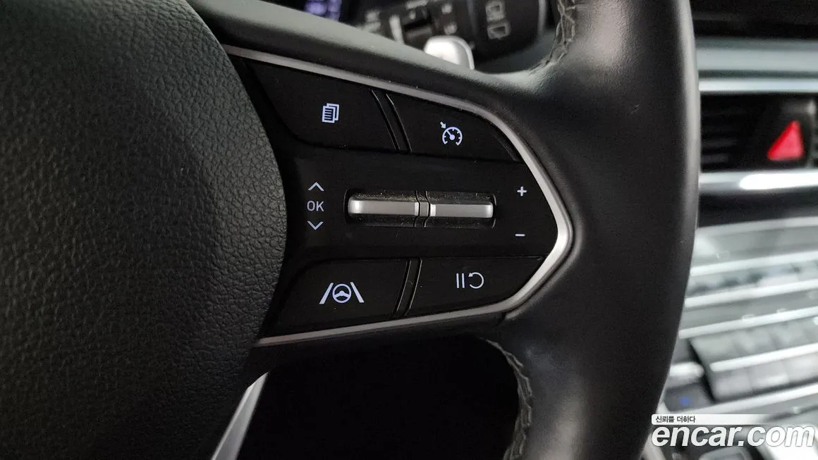 Hyundai Santafe 2023 из KR, фото 2