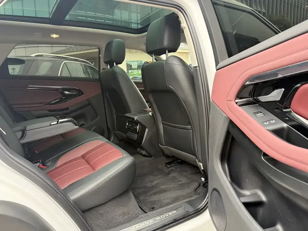 Land Rover Evoque — фото 10