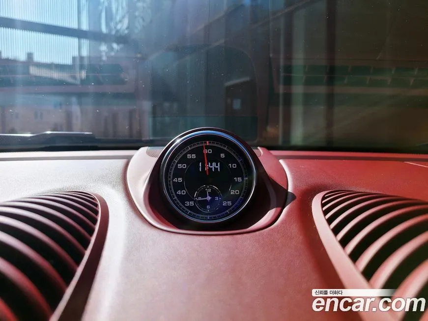 Porsche 718 2021 из KR, фото 3