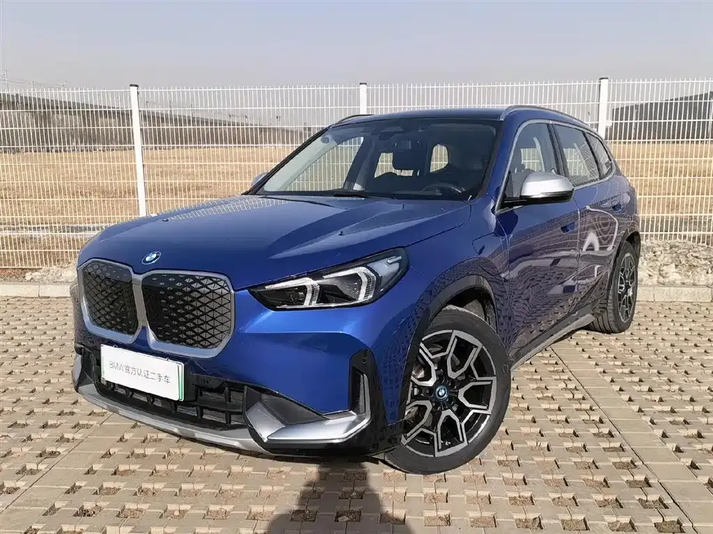 BMW iX1 2025 из CN, фото 1