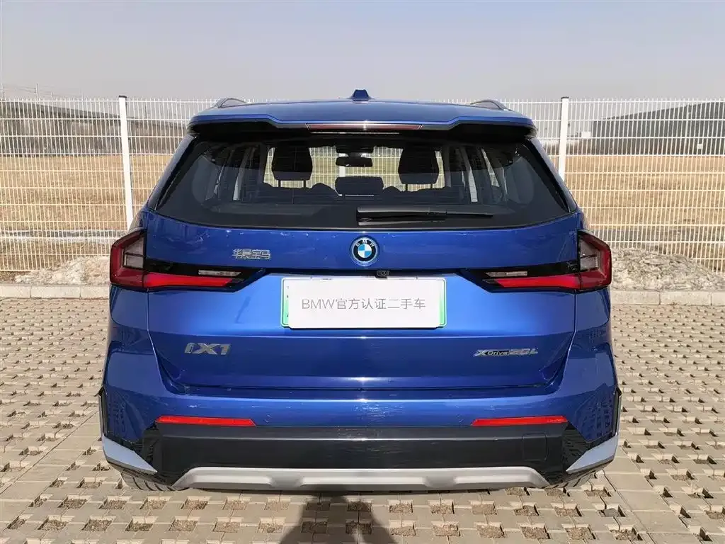 BMW iX1 2025 из CN, фото 5