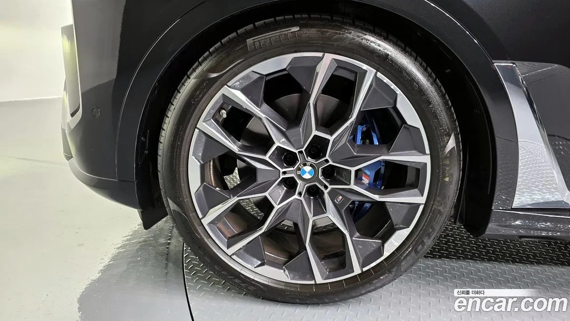 BMW X7 2024 из KR, фото 10