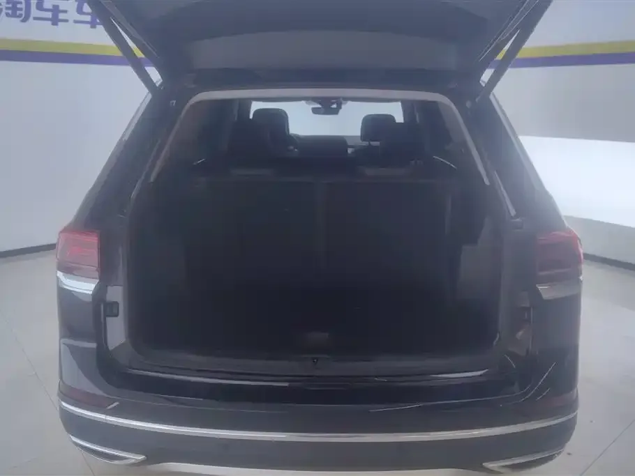Volkswagen Teramont 2024 из CN, фото 9