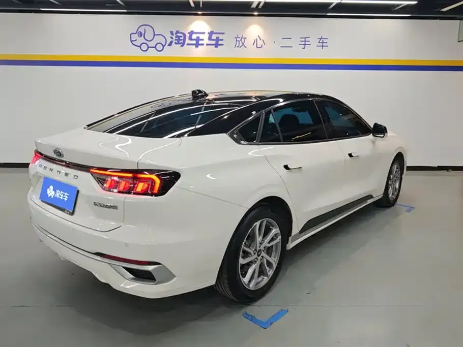 Ford Mondeo 2023 из CN, фото 5