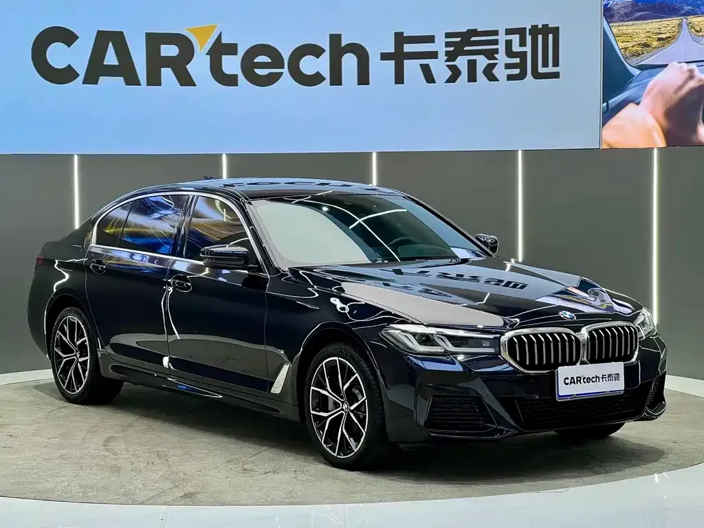 BMW 5 Series 2023 из CN, фото 8
