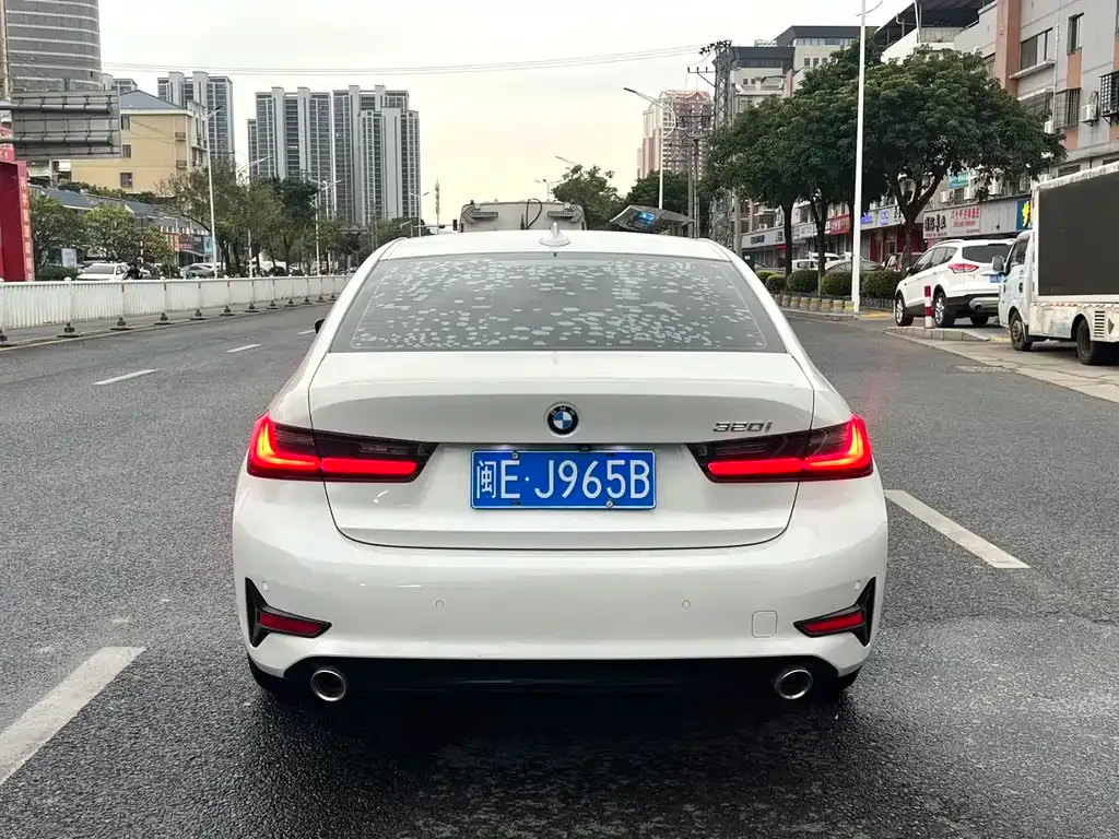 BMW 3 Series 2021 из CN, фото 9