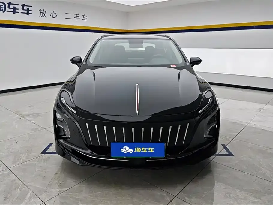 Hongqi E-QM5 2023 из CN, фото 3