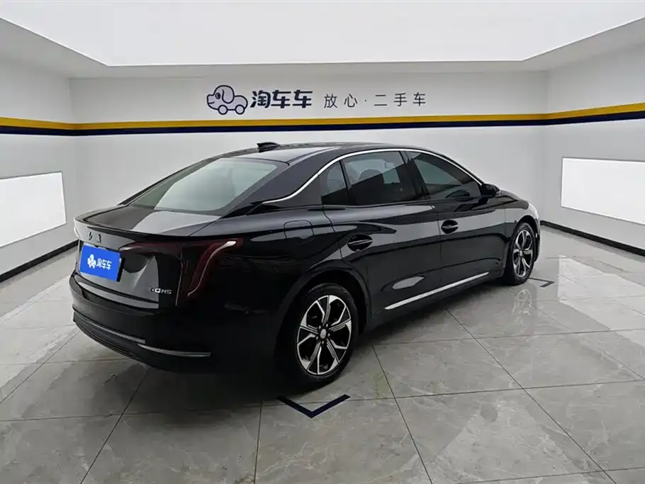 Hongqi E-QM5 2023 из CN, фото 4