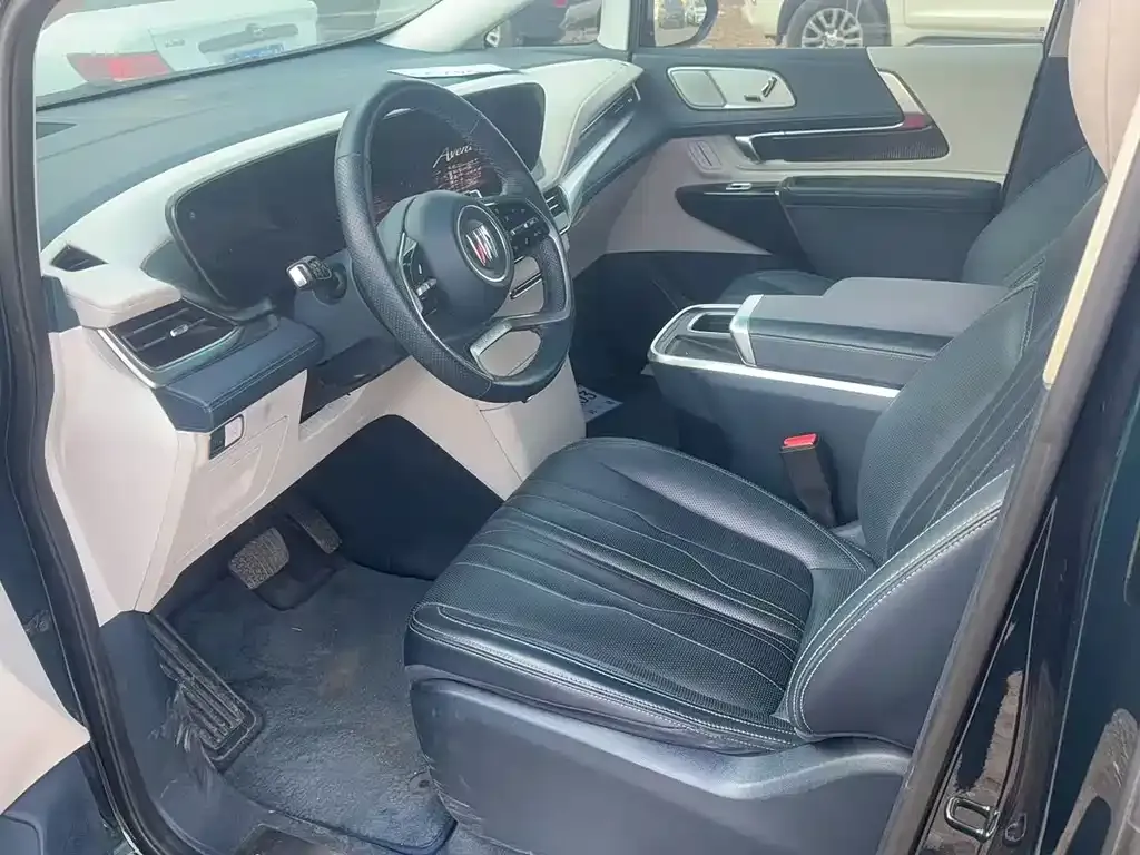 Buick Century 2023 из CN, фото 7