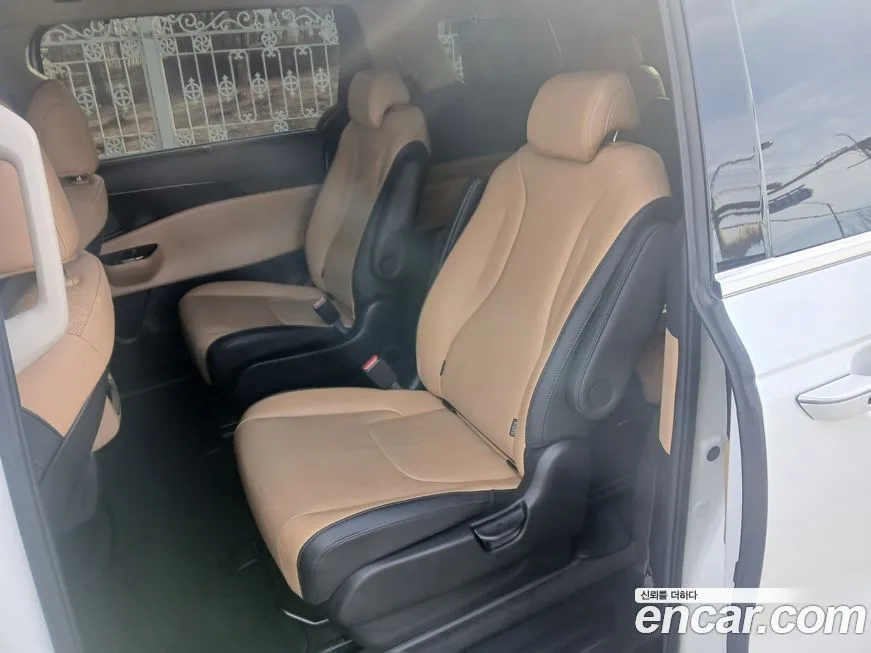 Kia Carnival — фото 2