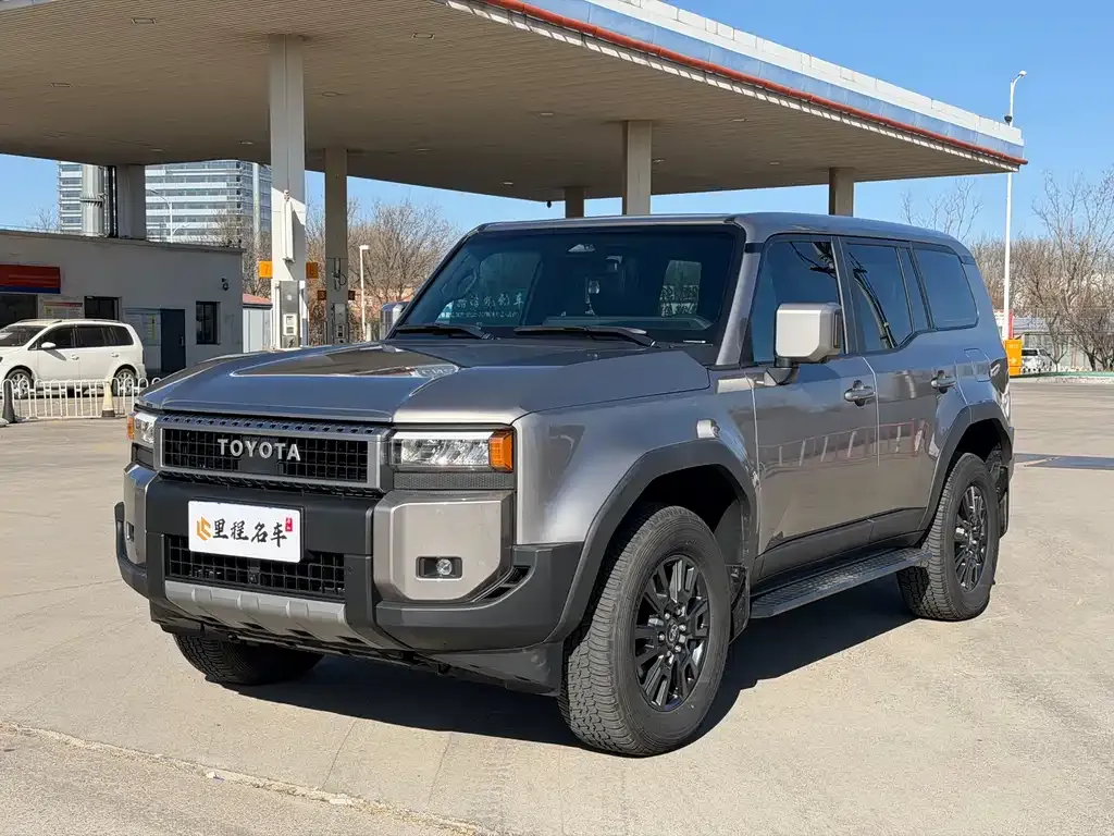 Toyota Prado 2024 из CN, фото 1