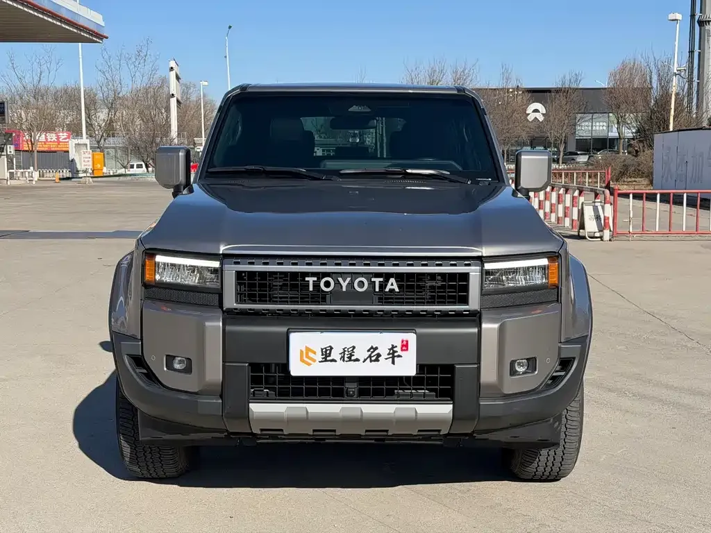 Toyota Prado 2024 из CN, фото 4