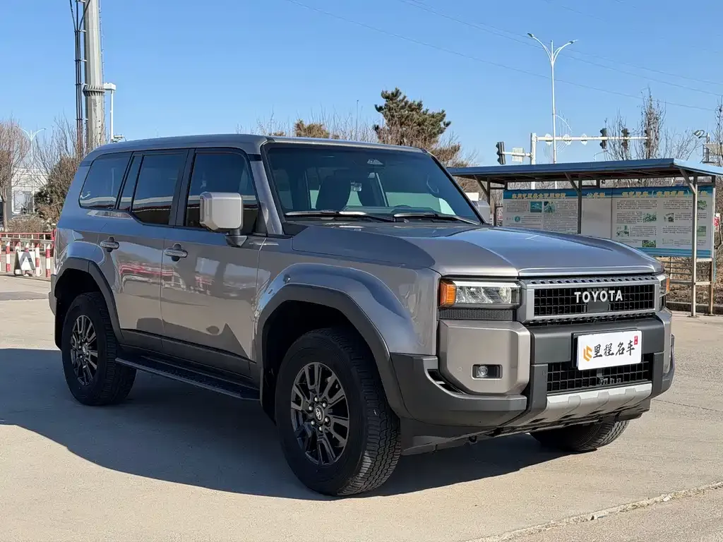 Toyota Prado 2024 из CN, фото 6