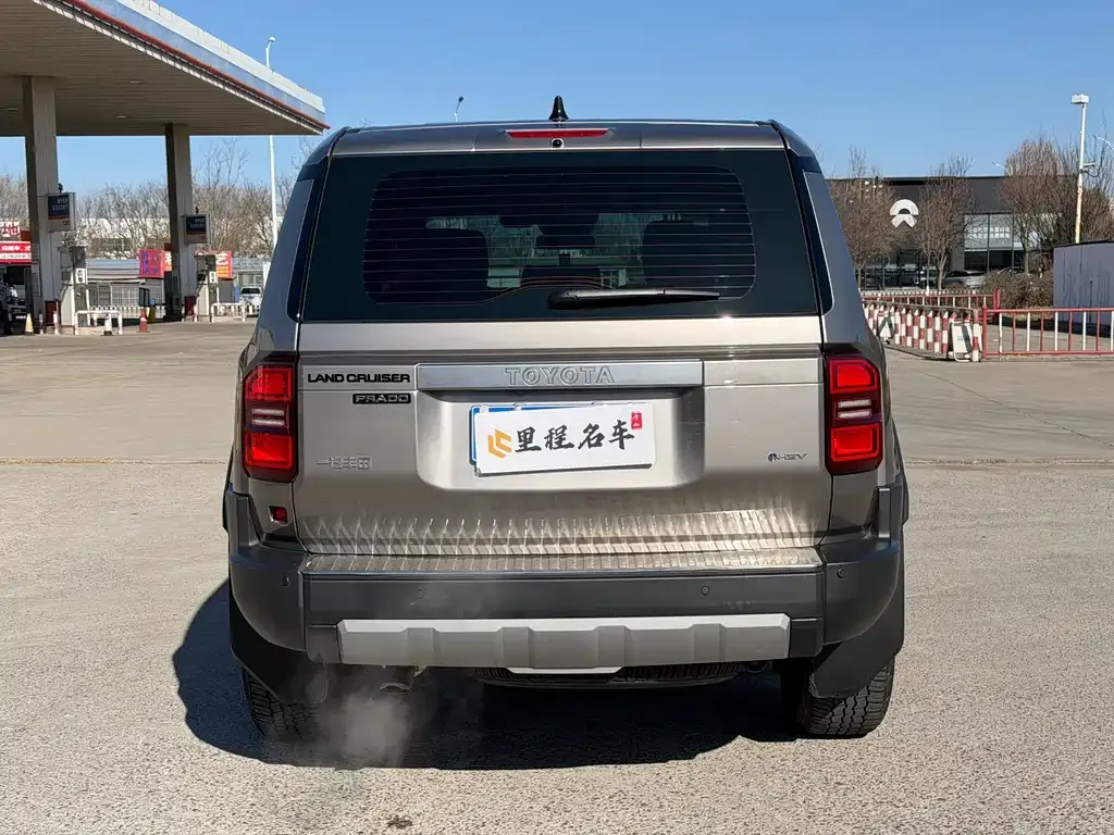 Toyota Prado 2024 из CN, фото 8