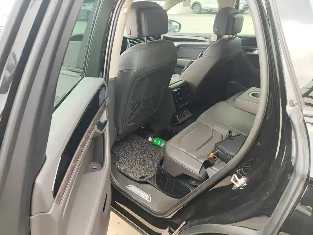 Volkswagen Touareg 2024 из CN, фото 6