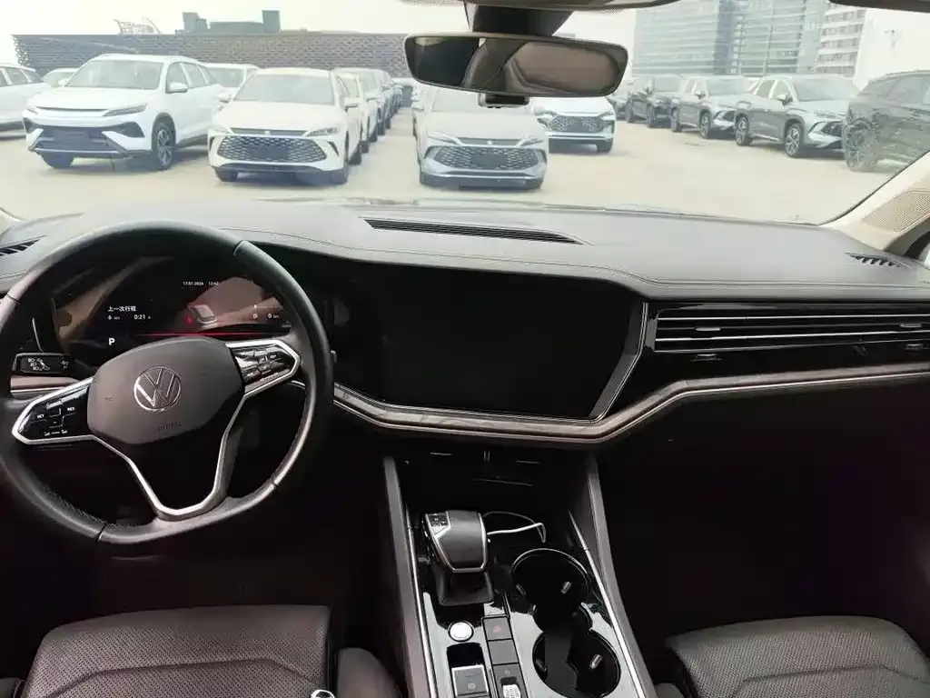 Volkswagen Touareg 2024 из CN, фото 9