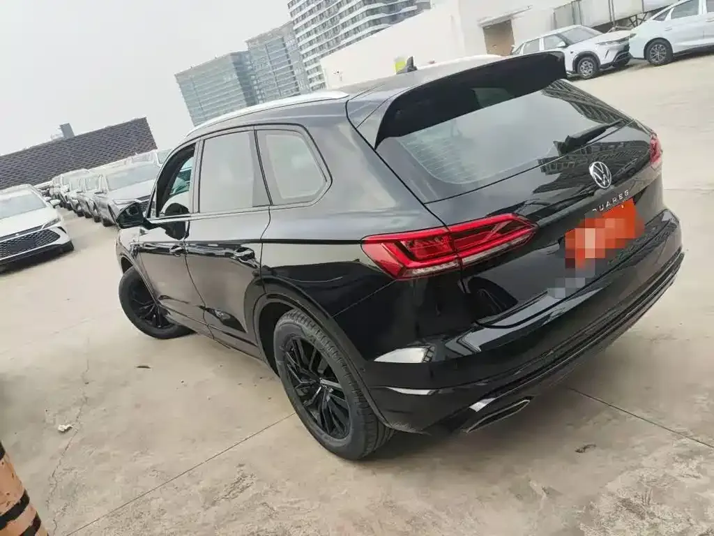 Volkswagen Touareg 2024 из CN, фото 2