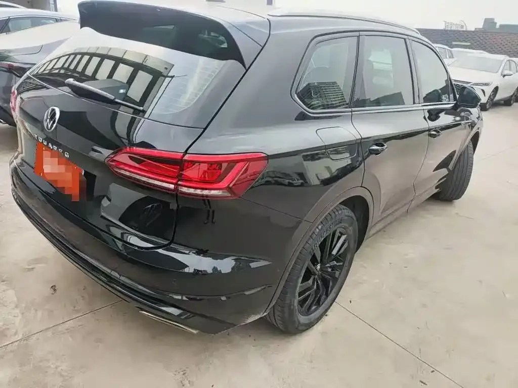 Volkswagen Touareg 2024 из CN, фото 5