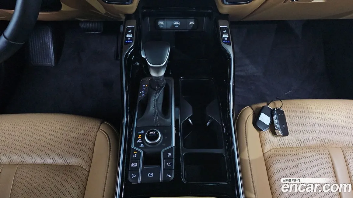 Kia Sorento — фото 10