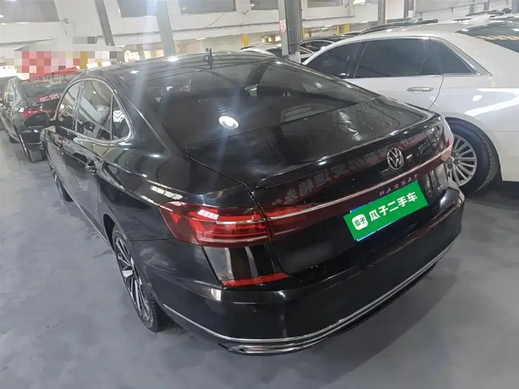 Volkswagen Passat — фото 10