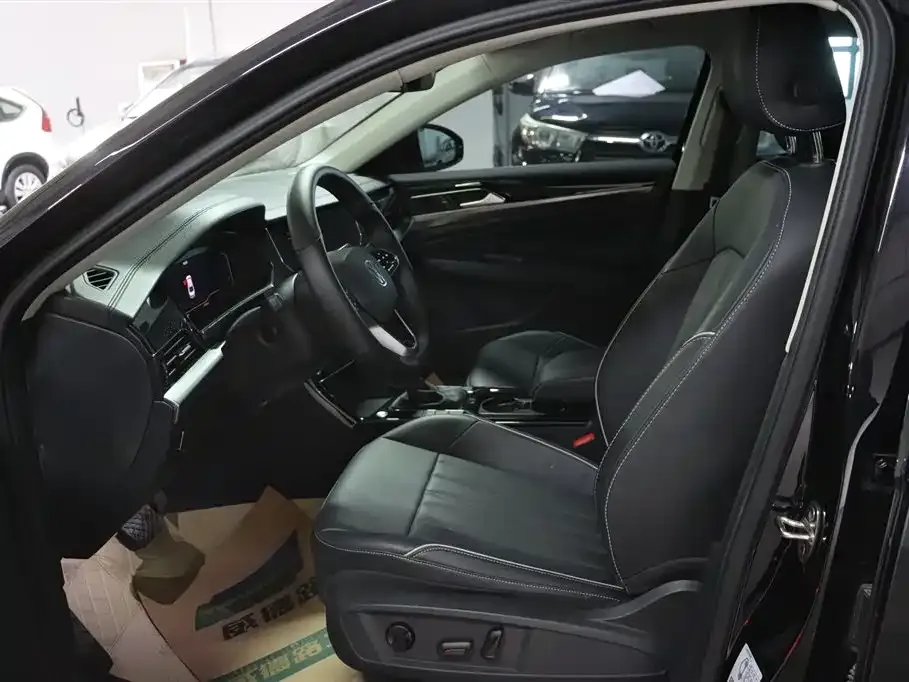 Volkswagen Passat — фото 4