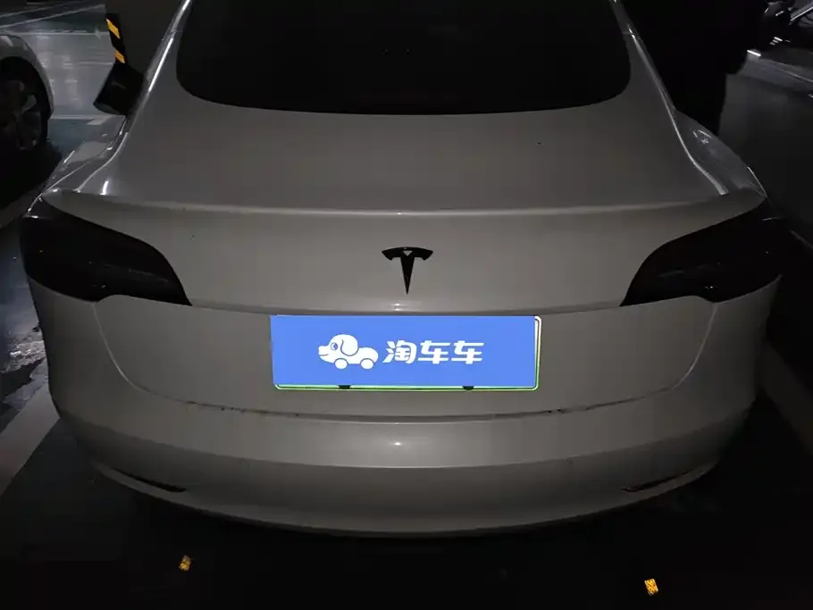 Tesla Model 3 — фото 3