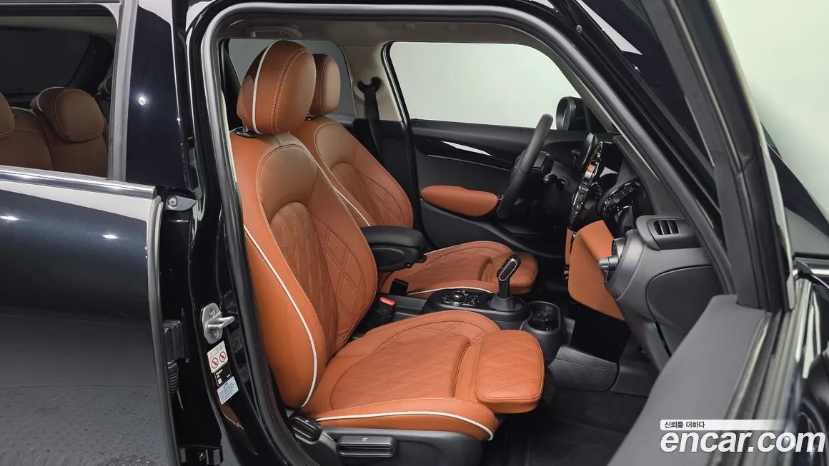 Mini Cooper 2024 из KR, фото 8